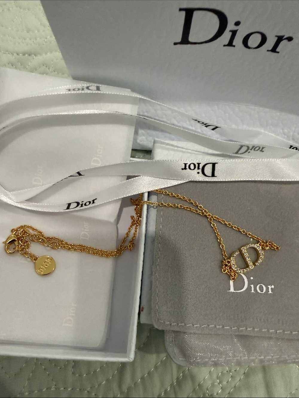 Fashion Gold CD Logo Pendant Necklace with Chain - Picture 3 of 5